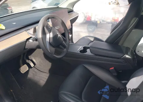 2023 Tesla Model Y Awd/Long Range Dual Motor All-Wheel Drive из США, поврежденный, VIN 7SAYGDEE5PA115859